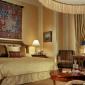 The Waldorf Towers Bedroom - Manhattan Apartments for rent