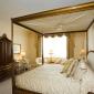 The Waldorf Towers apartments Bedroom