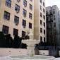 Tompkins Square Plaza Courtyard – Manhattan Apartments for rent
