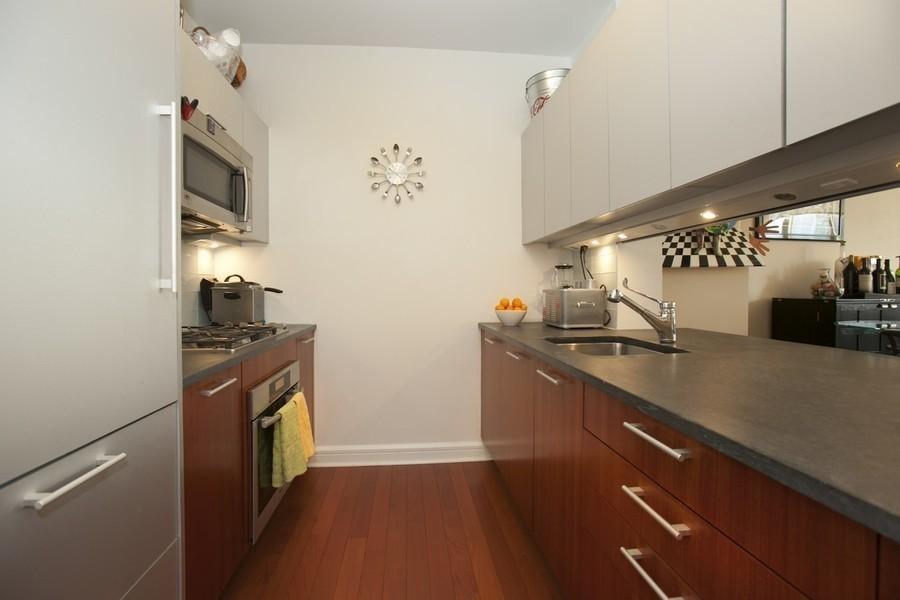 100 Riverside Boulevard rentals Avery Apartments for rent in