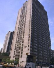 200 Gateway Plaza Building – 355 South End Avenue apartments for rent