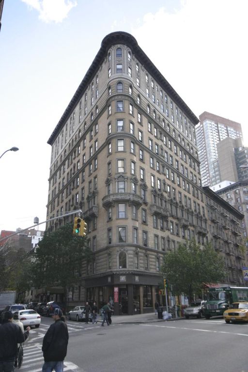 154 West 70th Street rentals | The Ormonde | Apartments for rent in