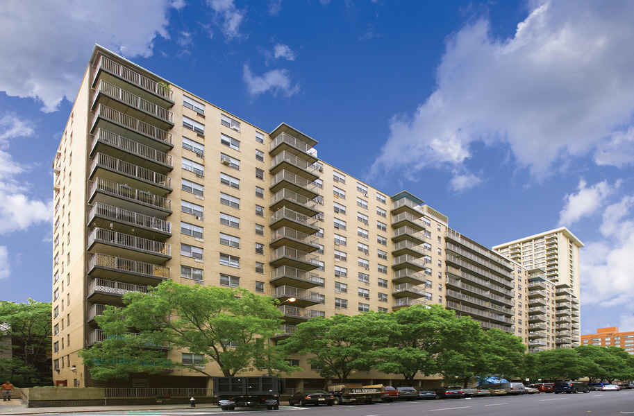 50 West 97th Street rentals Central Park Gardens Apartments for